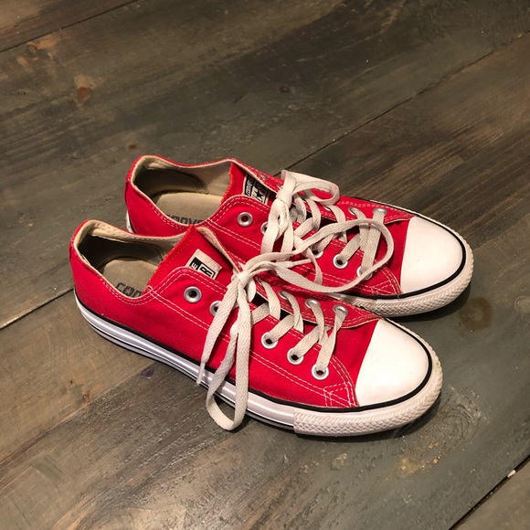 Converse - Picture 1 of 4